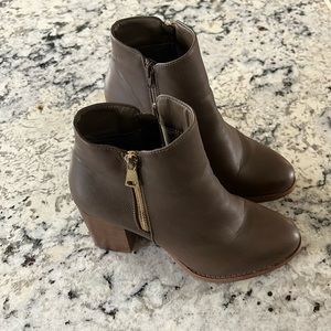 Calico Kiki womens booties